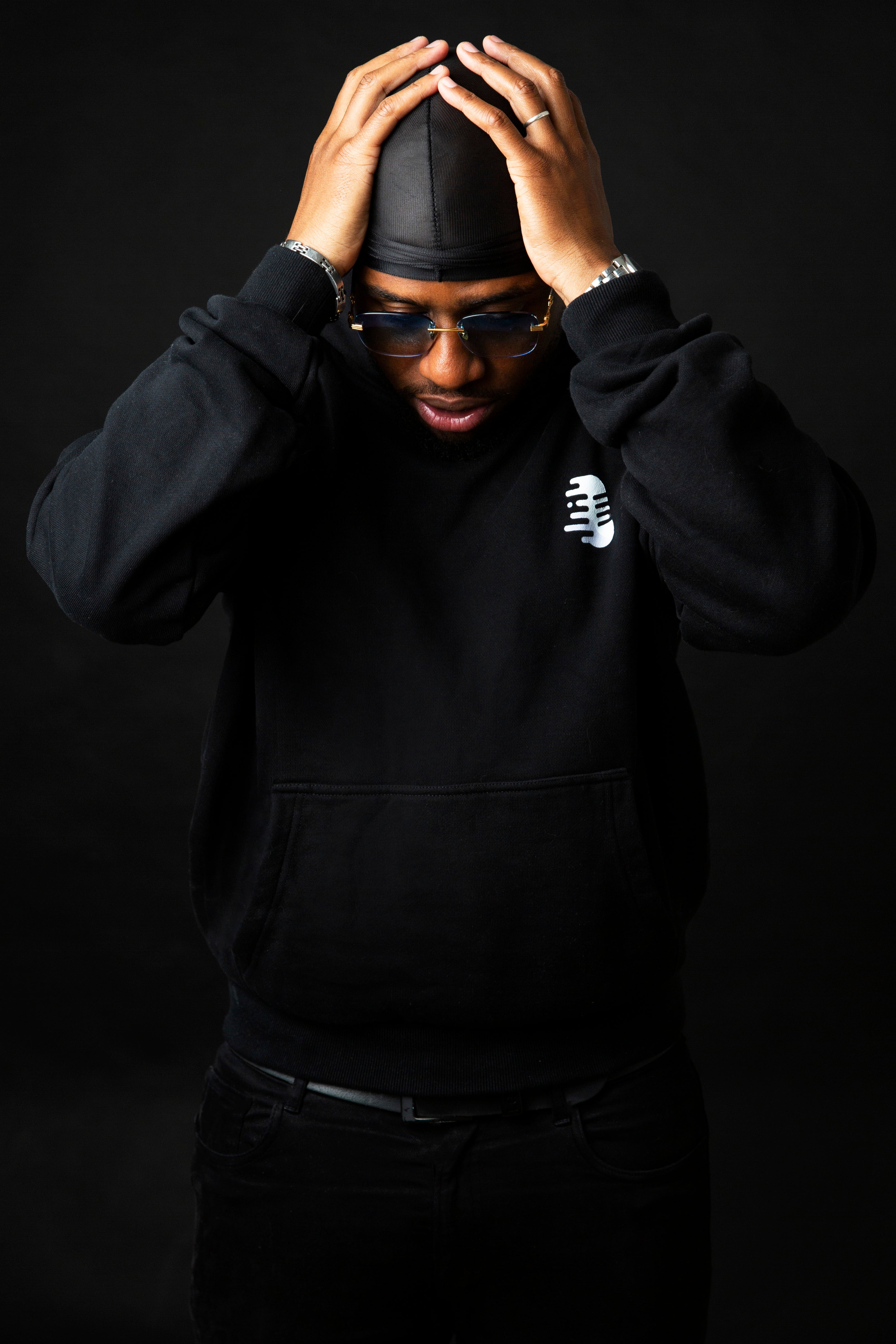 HOODIE NOIR "OUI HUSTLE"